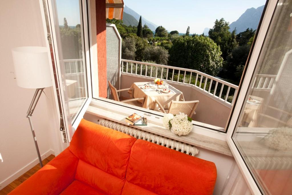 Residence Toblini Torbole Sul Garda Dış mekan fotoğraf